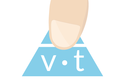 SVT-triangeln med sträckan under tummen.